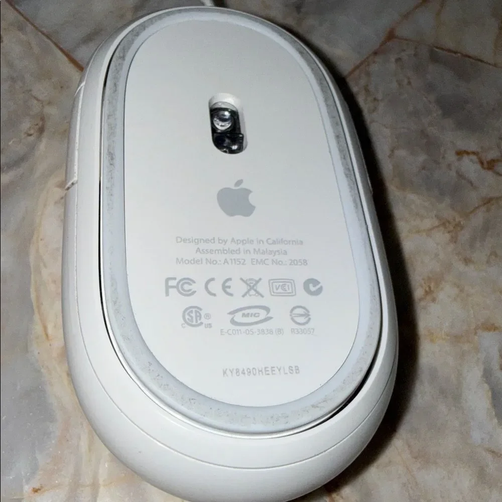 Apple‎ Classic White Wired Mouse